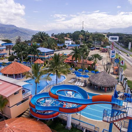 Hotel Chinauta Real Екстериор снимка