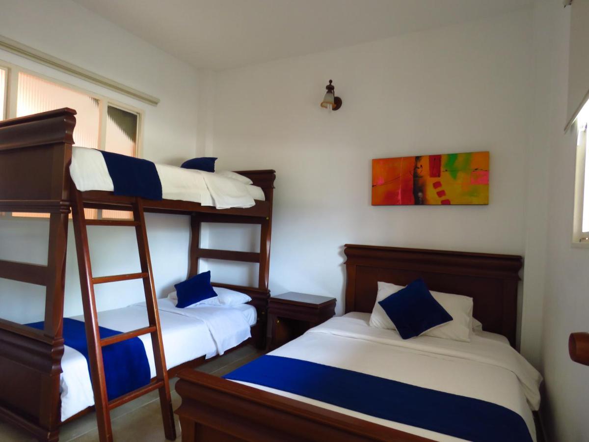 Hotel Chinauta Real Екстериор снимка