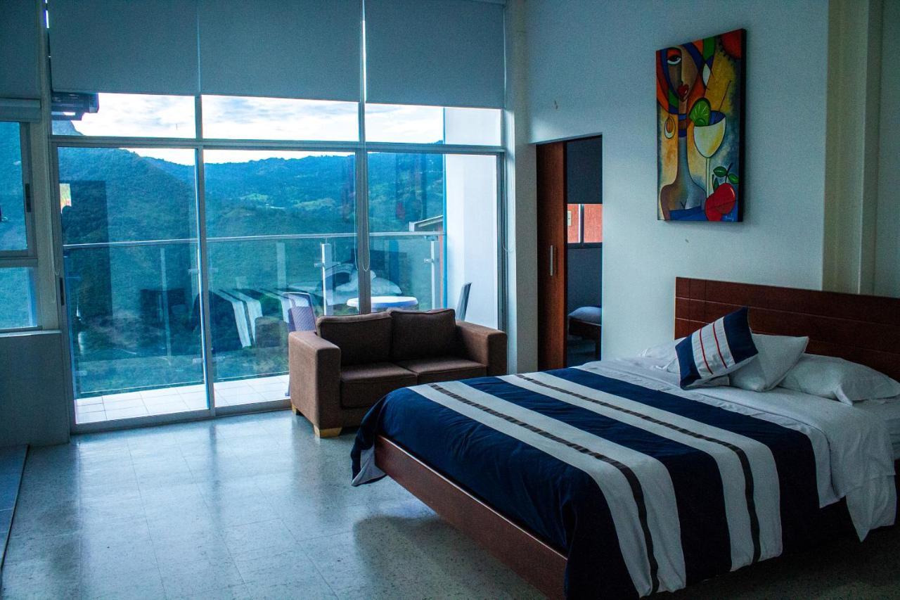 Hotel Chinauta Real Екстериор снимка