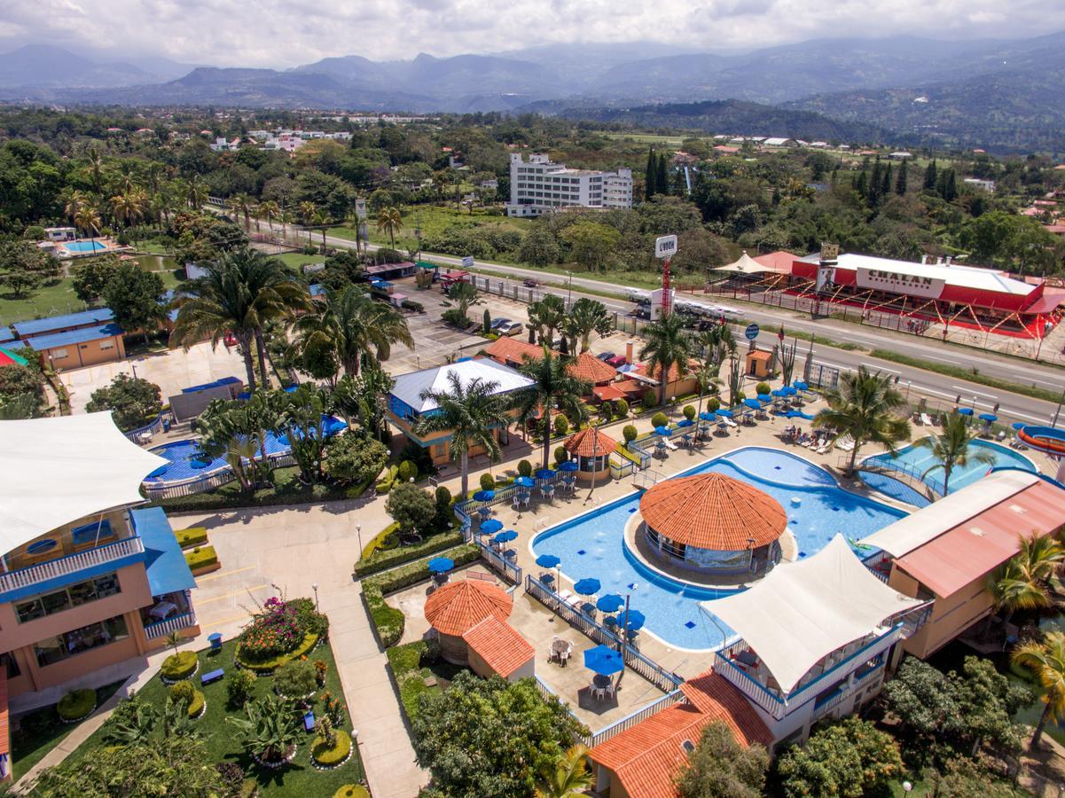 Hotel Chinauta Real Екстериор снимка