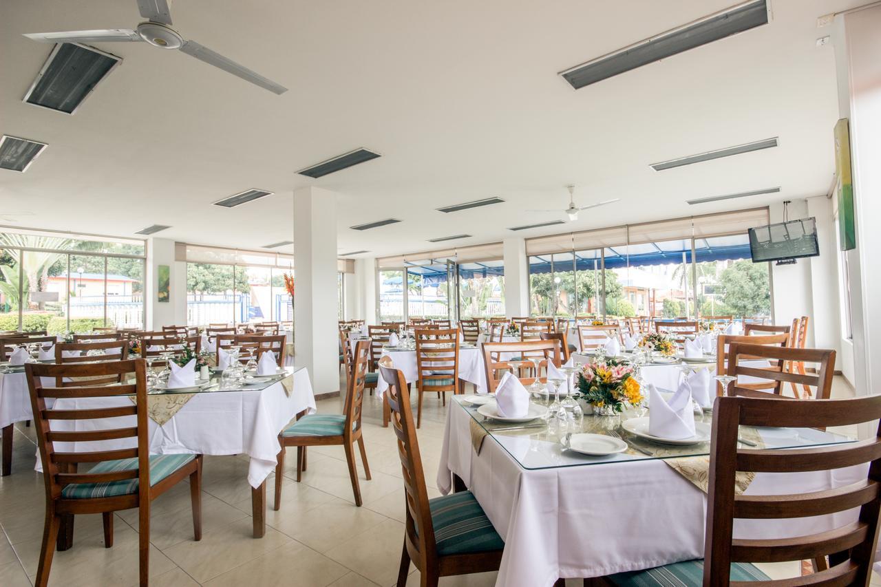Hotel Chinauta Real Екстериор снимка